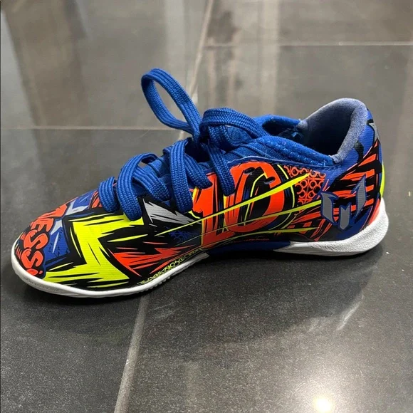 Nemeziz Messi addidas soccer shoes- Blue, Yellow, Red - Picture 16 of 17